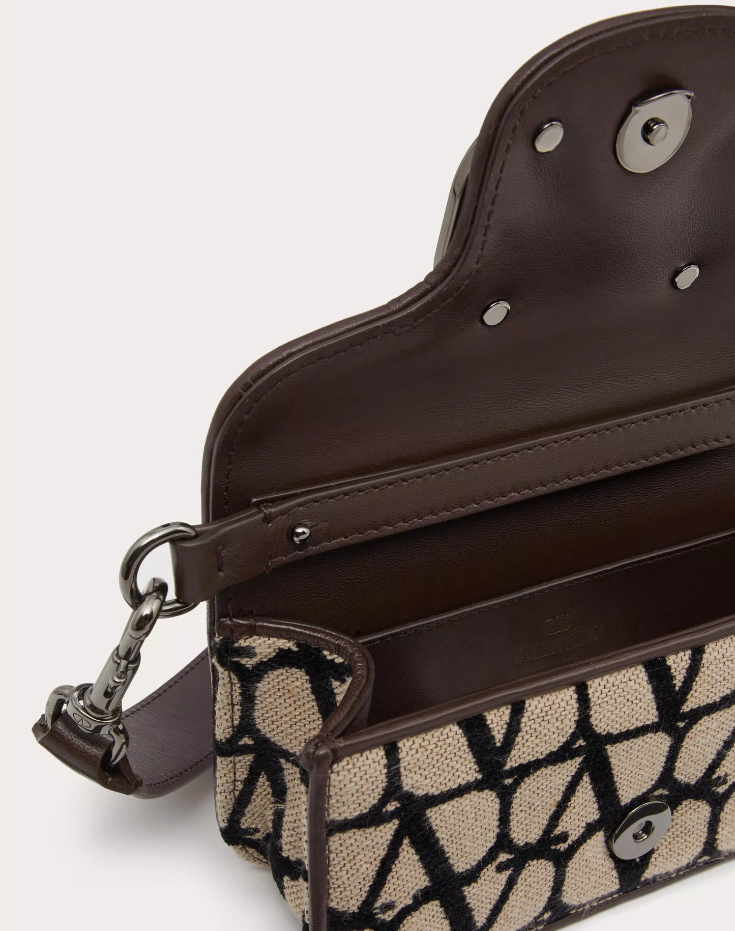Bolsa importada VALENTINO GARAVANI Small 'Locò' shoulder bag in toile iconographe